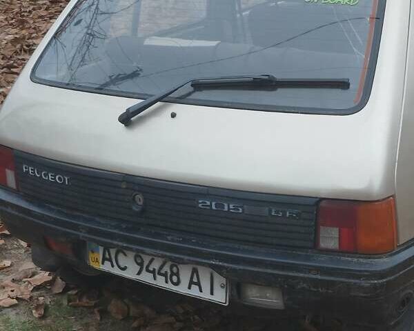 Бежевий Пежо 205, об'ємом двигуна 0 л та пробігом 1000 тис. км за 478 $, фото 1 на Automoto.ua