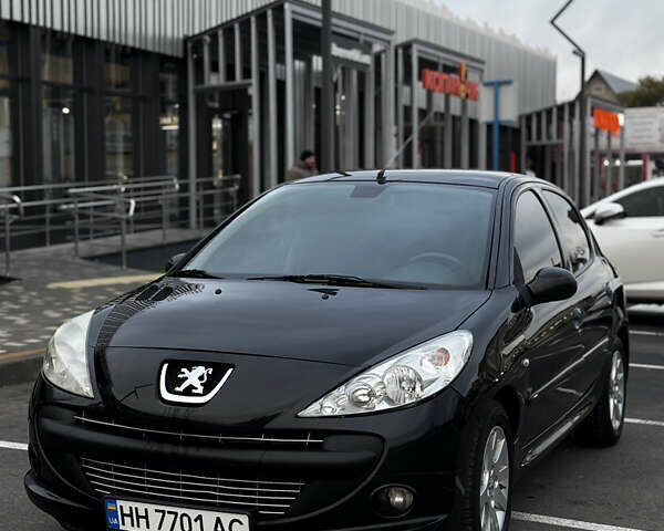 Чорний Пежо 206, об'ємом двигуна 1.4 л та пробігом 207 тис. км за 5900 $, фото 1 на Automoto.ua