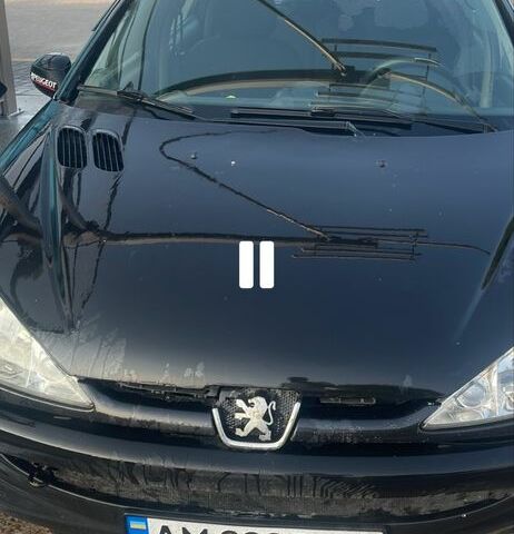 Чорний Пежо 206, об'ємом двигуна 1.4 л та пробігом 208 тис. км за 2300 $, фото 1 на Automoto.ua