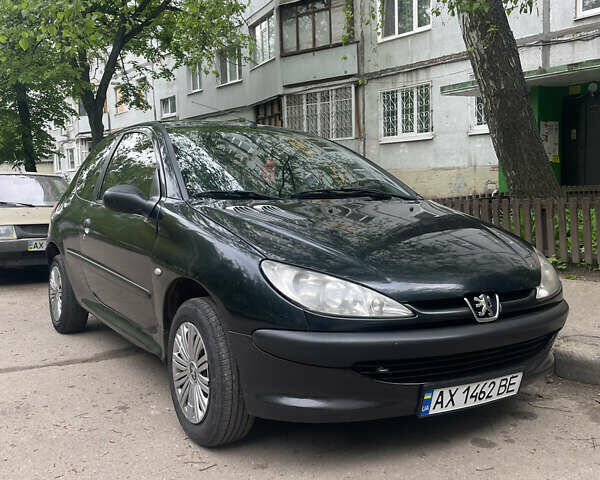 Пежо 206, об'ємом двигуна 1.4 л та пробігом 215 тис. км за 2700 $, фото 1 на Automoto.ua