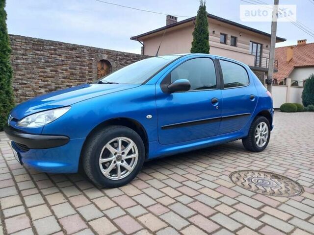 Пежо 206, объемом двигателя 1.4 л и пробегом 199 тыс. км за 3999 $, фото 1 на Automoto.ua