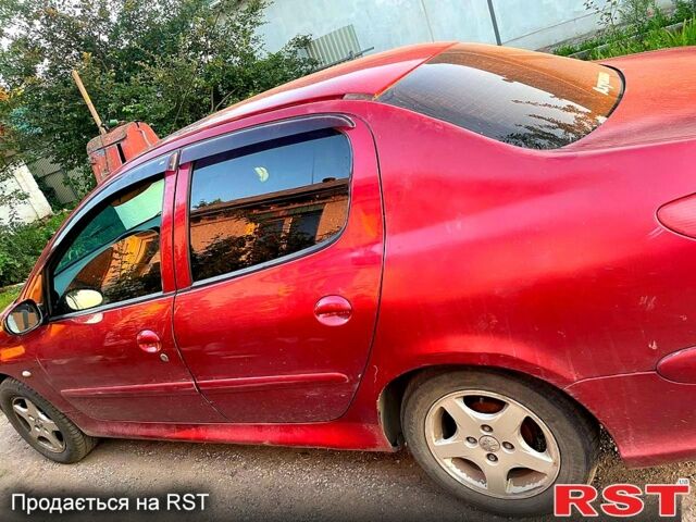 Пежо 206, объемом двигателя 1.4 л и пробегом 280 тыс. км за 1900 $, фото 1 на Automoto.ua