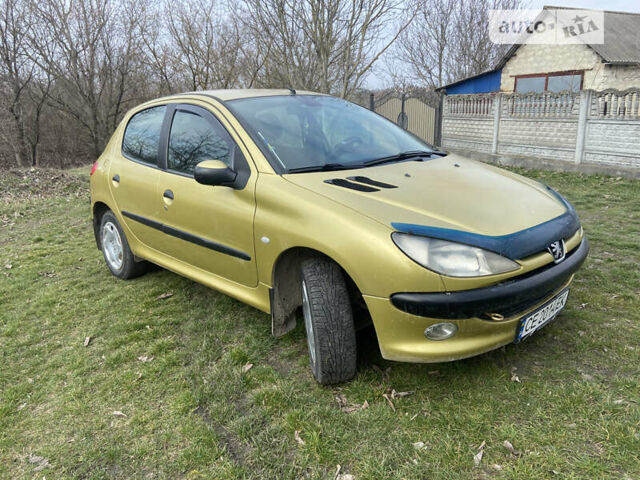 Жовтий Пежо 206, об'ємом двигуна 1.4 л та пробігом 300 тис. км за 3350 $, фото 1 на Automoto.ua