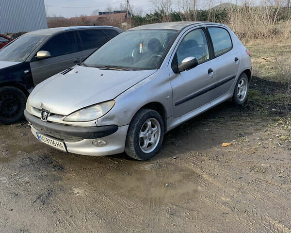Сірий Пежо 206, об'ємом двигуна 1.4 л та пробігом 278 тис. км за 850 $, фото 1 на Automoto.ua