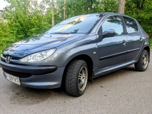 Сірий Пежо 206, об'ємом двигуна 0 л та пробігом 290 тис. км за 2900 $, фото 1 на Automoto.ua