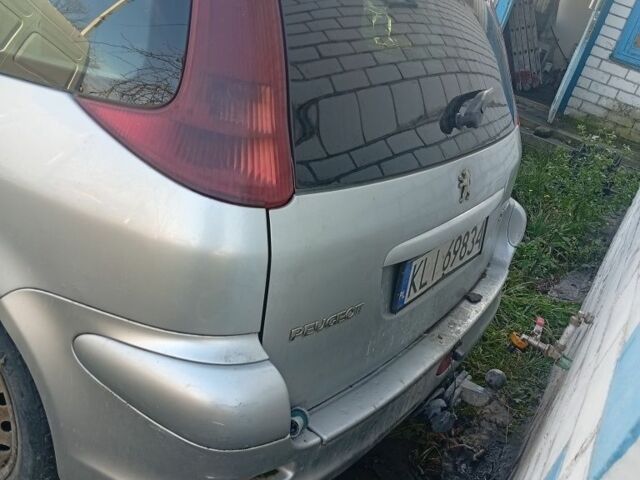 Серый Пежо 206, объемом двигателя 0 л и пробегом 3 тыс. км за 1191 $, фото 1 на Automoto.ua