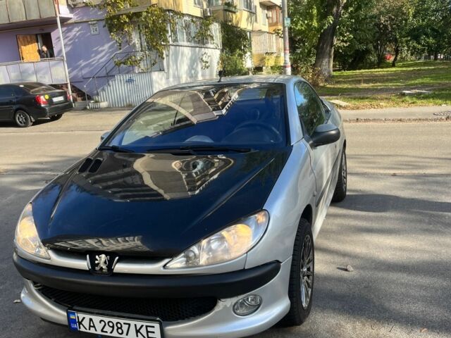 Серый Пежо 206, объемом двигателя 1.6 л и пробегом 220 тыс. км за 2854 $, фото 1 на Automoto.ua