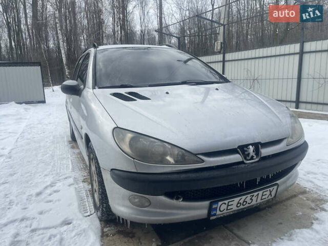 Сірий Пежо 206, об'ємом двигуна 1.4 л та пробігом 333 тис. км за 3100 $, фото 1 на Automoto.ua