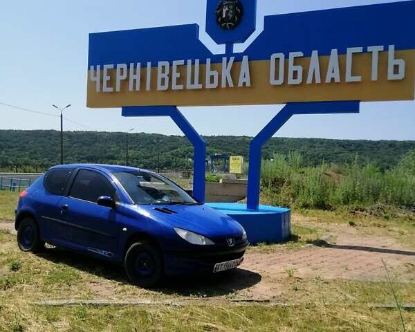 Синий Пежо 206, объемом двигателя 1.12 л и пробегом 220 тыс. км за 2500 $, фото 1 на Automoto.ua
