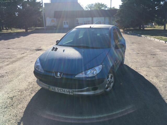 Синий Пежо 206, объемом двигателя 1.4 л и пробегом 271 тыс. км за 2700 $, фото 1 на Automoto.ua