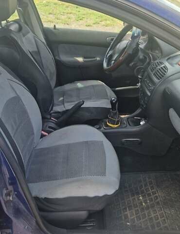 Синій Пежо 206, об'ємом двигуна 2 л та пробігом 270 тис. км за 2800 $, фото 1 на Automoto.ua