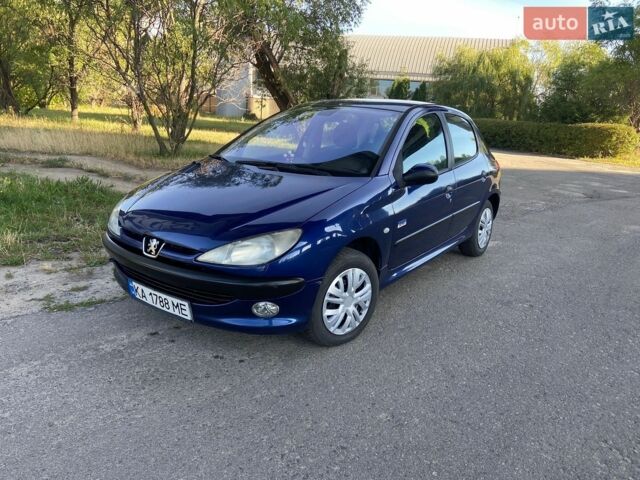 Синий Пежо 206, объемом двигателя 1.36 л и пробегом 232 тыс. км за 2700 $, фото 1 на Automoto.ua