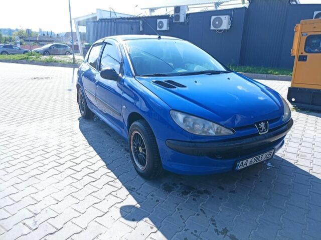 Синій Пежо 206, об'ємом двигуна 1.1 л та пробігом 203 тис. км за 2399 $, фото 1 на Automoto.ua