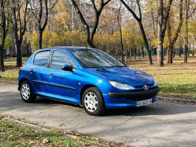 Синий Пежо 206, объемом двигателя 1.4 л и пробегом 3 тыс. км за 5700 $, фото 1 на Automoto.ua