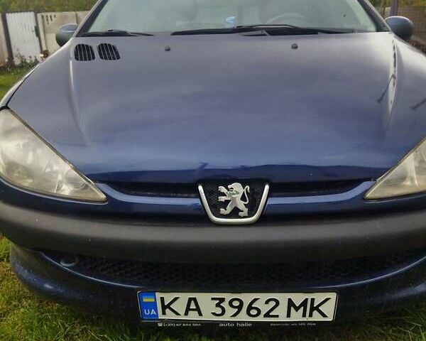 Синий Пежо 206, объемом двигателя 1.4 л и пробегом 307 тыс. км за 2900 $, фото 1 на Automoto.ua