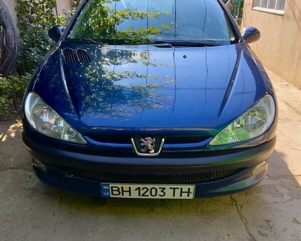 Синій Пежо 206, об'ємом двигуна 1.4 л та пробігом 280 тис. км за 2999 $, фото 1 на Automoto.ua