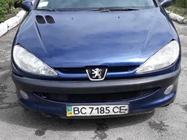 Синій Пежо 206, об'ємом двигуна 1.4 л та пробігом 317 тис. км за 2000 $, фото 1 на Automoto.ua