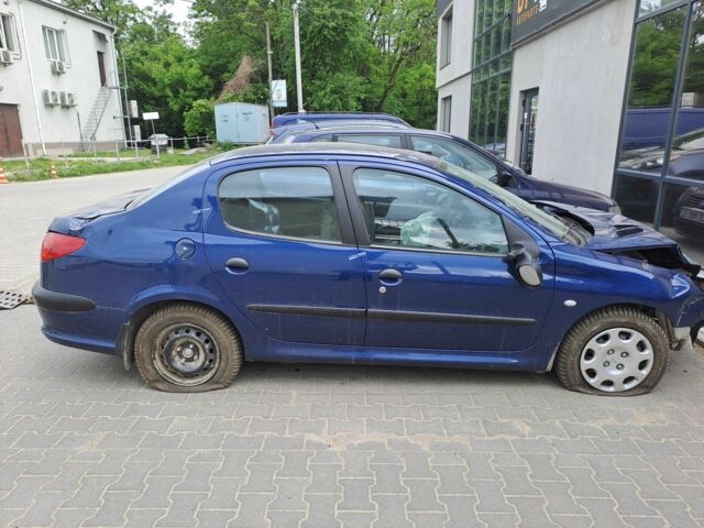Синий Пежо 206, объемом двигателя 1.6 л и пробегом 17 тыс. км за 1300 $, фото 1 на Automoto.ua