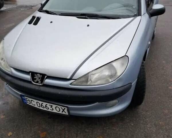 Синій Пежо 206, об'ємом двигуна 1.12 л та пробігом 196 тис. км за 3000 $, фото 1 на Automoto.ua