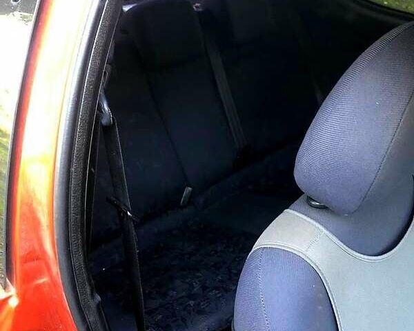 Оранжевый Пежо 206, объемом двигателя 1.1 л и пробегом 225 тыс. км за 2450 $, фото 1 на Automoto.ua