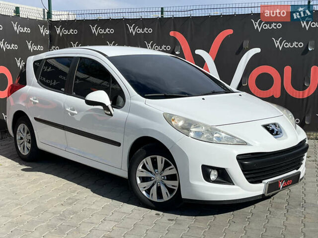 Белый Пежо 207, объемом двигателя 1.4 л и пробегом 224 тыс. км за 4900 $, фото 1 на Automoto.ua