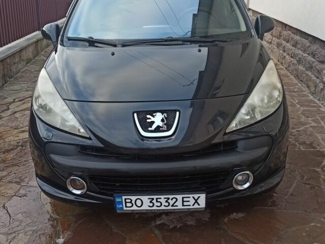 Черный Пежо 207, объемом двигателя 1.6 л и пробегом 280 тыс. км за 4850 $, фото 1 на Automoto.ua