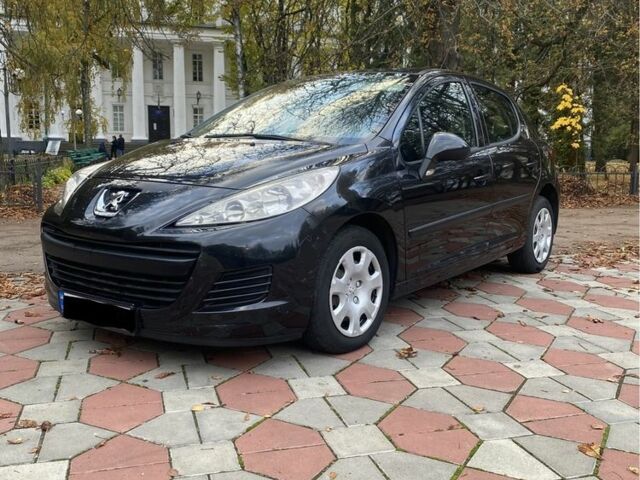Пежо 207 2010 в Нежине на Automoto.ua Черный Пежо 207, объемом двигателя 1.6 л и пробегом 198 тыс. км за 4300 $, фото 1 на Automoto.ua