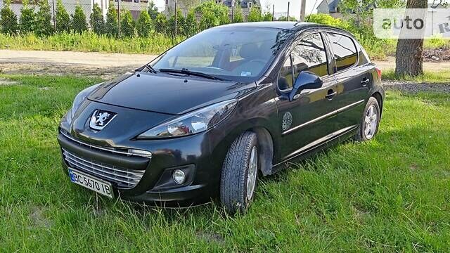 Чорний Пежо 207, об'ємом двигуна 1.4 л та пробігом 166 тис. км за 5500 $, фото 1 на Automoto.ua