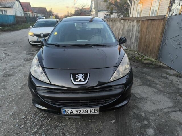 Черный Пежо 207, объемом двигателя 1.6 л и пробегом 211 тыс. км за 2900 $, фото 1 на Automoto.ua