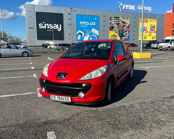 Красный Пежо 207, объемом двигателя 1.36 л и пробегом 169 тыс. км за 3700 $, фото 1 на Automoto.ua