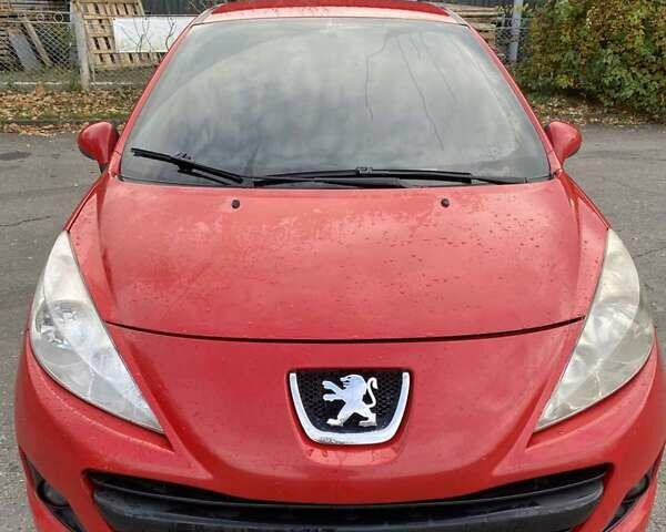 Пежо 207 2011 в Ивано-Франковске на Automoto.ua Красный Пежо 207, объемом двигателя 1.4 л и пробегом 270 тыс. км за 4600 $, фото 1 на Automoto.ua