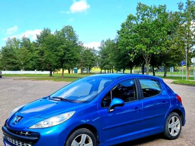 Пежо 207, об'ємом двигуна 1.6 л та пробігом 237 тис. км за 1050 $, фото 1 на Automoto.ua