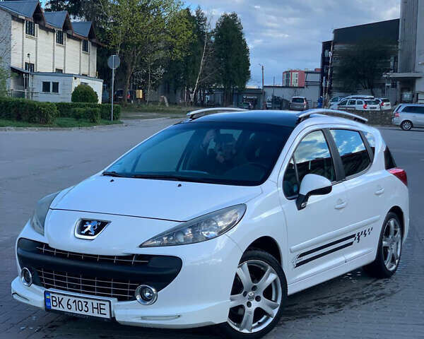 Пежо 207, объемом двигателя 1.6 л и пробегом 235 тыс. км за 3900 $, фото 1 на Automoto.ua