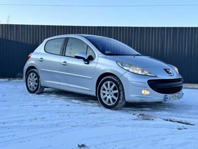 Серый Пежо 207, объемом двигателя 1.6 л и пробегом 217 тыс. км за 4400 $, фото 1 на Automoto.ua