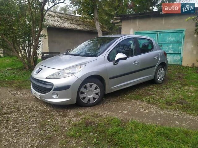 Сірий Пежо 207, об'ємом двигуна 1.4 л та пробігом 218 тис. км за 2550 $, фото 1 на Automoto.ua