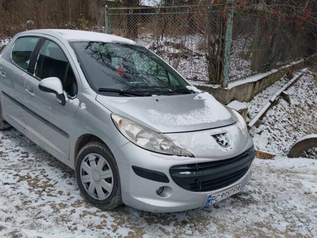 Серый Пежо 207, объемом двигателя 1.4 л и пробегом 220 тыс. км за 3550 $, фото 1 на Automoto.ua