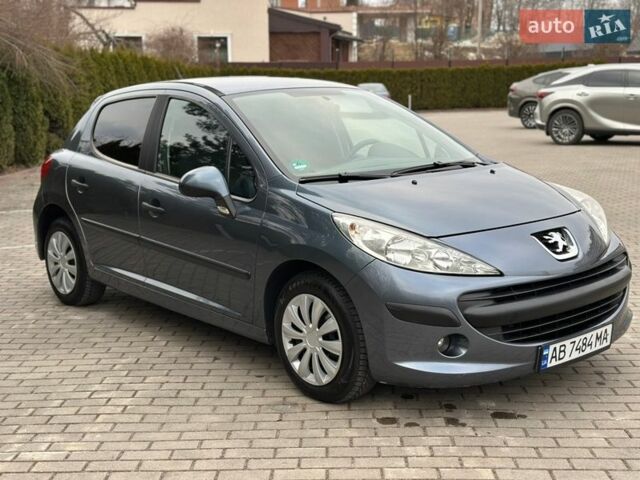Серый Пежо 207, объемом двигателя 1.4 л и пробегом 172 тыс. км за 3500 $, фото 1 на Automoto.ua