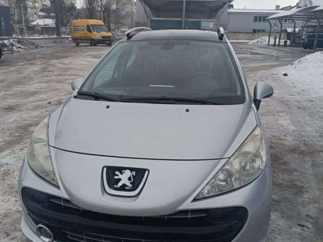 Серый Пежо 207, объемом двигателя 1.4 л и пробегом 228 тыс. км за 4300 $, фото 1 на Automoto.ua
