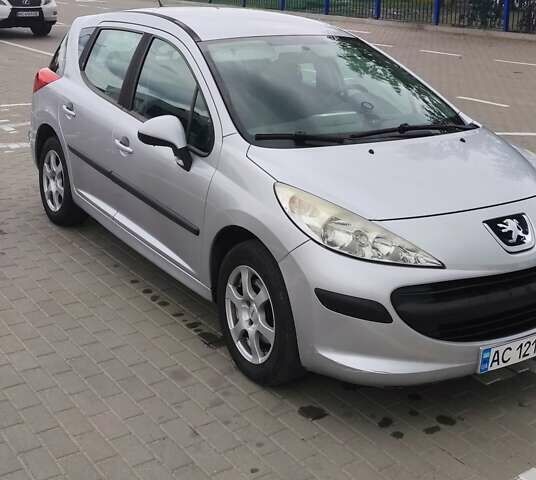 Серый Пежо 207, объемом двигателя 1.6 л и пробегом 236 тыс. км за 4900 $, фото 1 на Automoto.ua