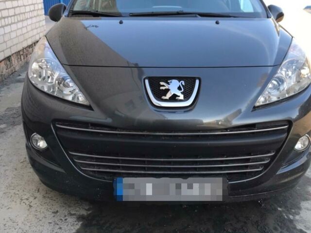 Серый Пежо 207, объемом двигателя 1.4 л и пробегом 139 тыс. км за 6000 $, фото 1 на Automoto.ua