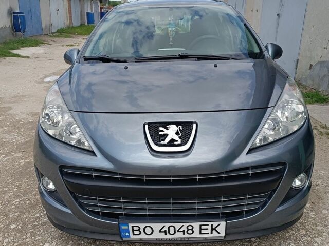 Сірий Пежо 207, об'ємом двигуна 1.36 л та пробігом 120 тис. км за 5500 $, фото 1 на Automoto.ua