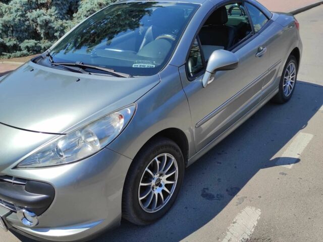 Серый Пежо 207, объемом двигателя 1.6 л и пробегом 179 тыс. км за 5450 $, фото 1 на Automoto.ua