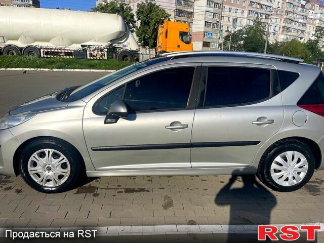 Серый Пежо 207, объемом двигателя 1.4 л и пробегом 150 тыс. км за 5000 $, фото 1 на Automoto.ua