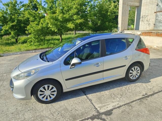 Серый Пежо 207, объемом двигателя 1.6 л и пробегом 278 тыс. км за 4200 $, фото 1 на Automoto.ua