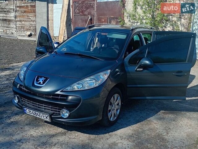 Серый Пежо 207, объемом двигателя 1.4 л и пробегом 250 тыс. км за 4400 $, фото 1 на Automoto.ua