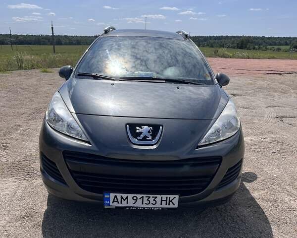 Серый Пежо 207, объемом двигателя 1.4 л и пробегом 155 тыс. км за 5000 $, фото 1 на Automoto.ua
