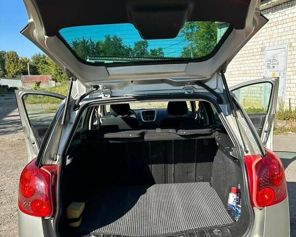 Сірий Пежо 207, об'ємом двигуна 1.6 л та пробігом 172 тис. км за 4500 $, фото 1 на Automoto.ua