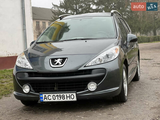 Серый Пежо 207, объемом двигателя 1.4 л и пробегом 126 тыс. км за 4800 $, фото 1 на Automoto.ua