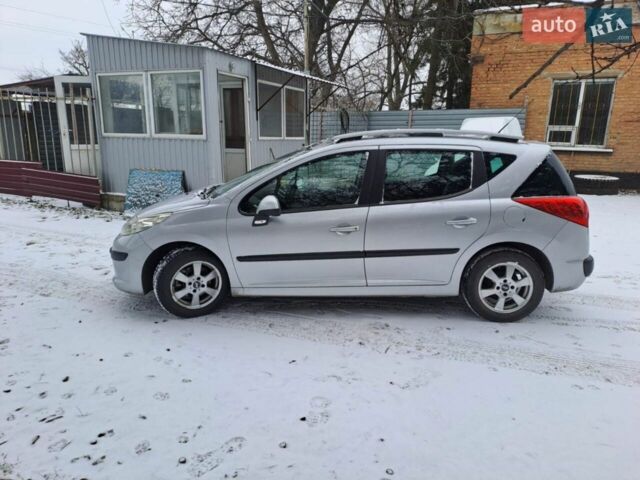 Сірий Пежо 207, об'ємом двигуна 1.4 л та пробігом 220 тис. км за 4500 $, фото 1 на Automoto.ua