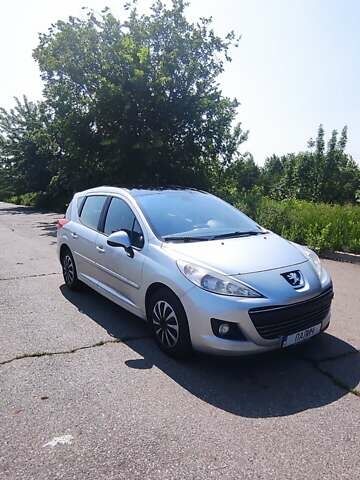 Пежо 207 2010 в Белой Церкве на Automoto.ua Серый Пежо 207, объемом двигателя 1.56 л и пробегом 350 тыс. км за 6200 $, фото 1 на Automoto.ua